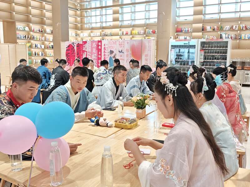 河南周口举办青年汉服文化交友联谊活动